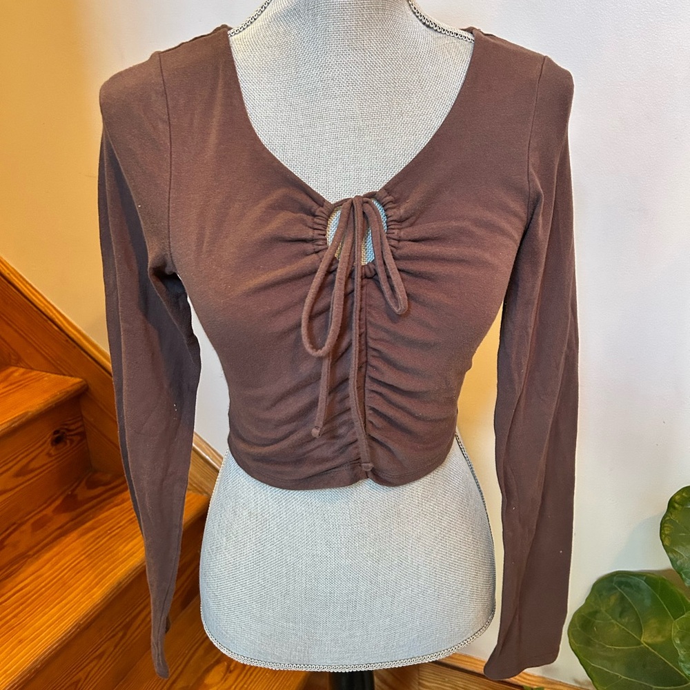 Aeropostale Chocolate Ruched Crop Top